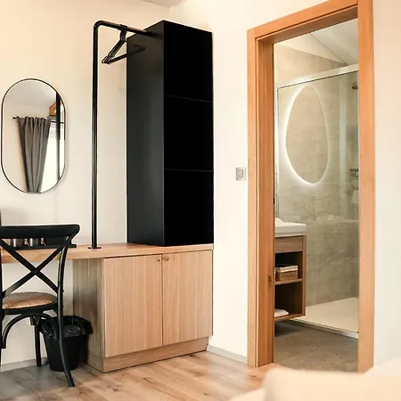 Apartman Hisa 88 *